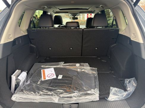 New 2026 Nissan Rogue Platinum w/ Platinum Premium Package image 32