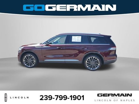 Certified 2022 Lincoln Aviator Reserve AWD/4WD image 10