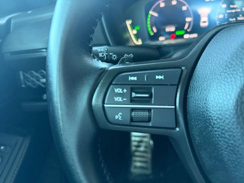 Used 2023 Honda Accord Sport image 25