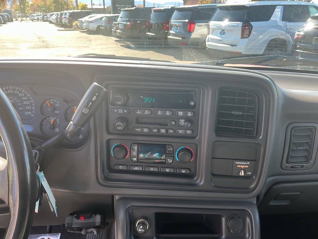 Used 2004 GMC Sierra 2500 SLT w/ Heavy-Duty Power Package AWD/4WD image 25