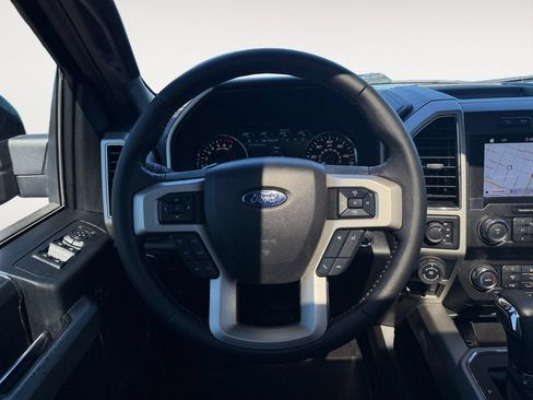 Used 2019 Ford F150 Lariat AWD/4WD image 13