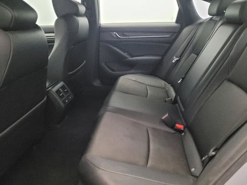 Used 2021 Honda Accord Sport image 18