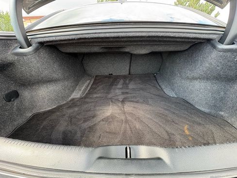 Used 2019 Chrysler 300 Limited AWD/4WD image 31