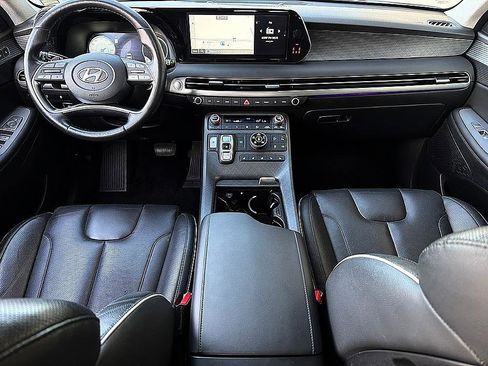 Used 2024 Hyundai Palisade Limited image 7