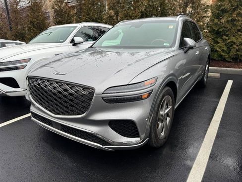 Certified 2026 Genesis GV70 2.5T Advanced image 3