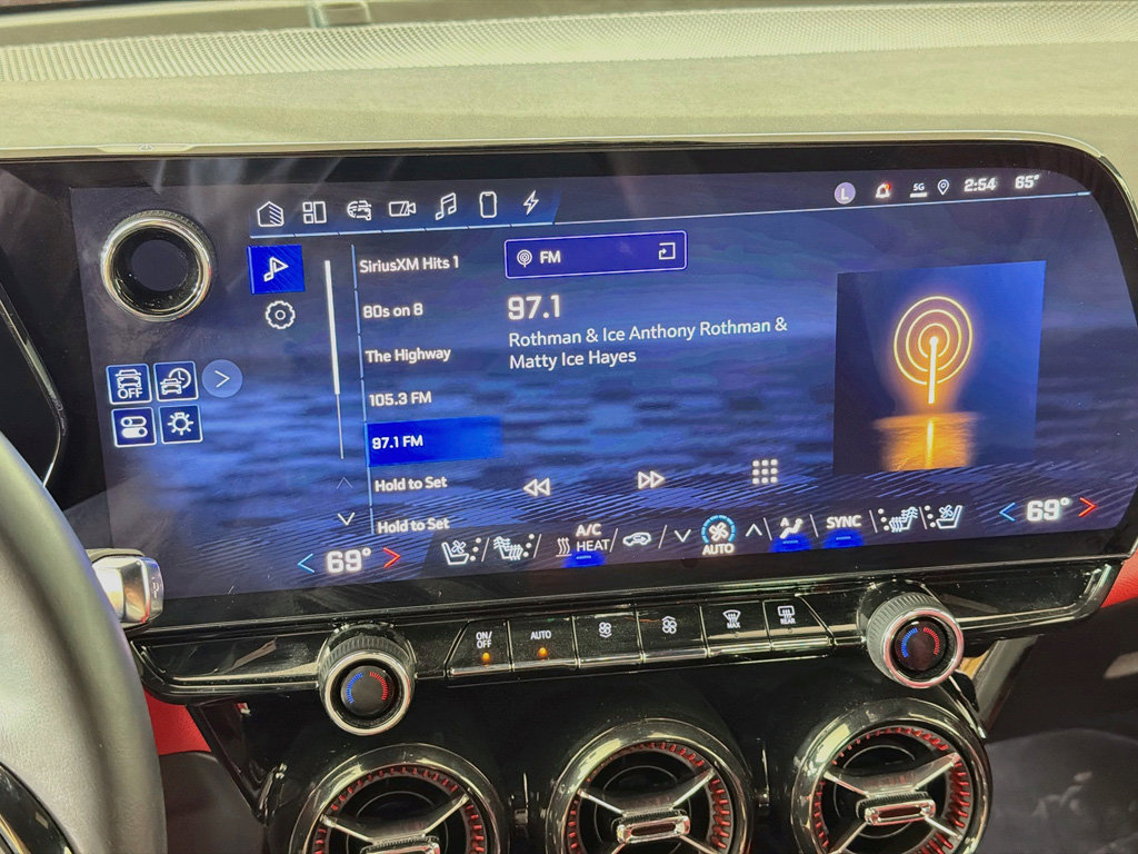 Used 2024 Chevrolet Blazer EV RS AWD/4WD image 39