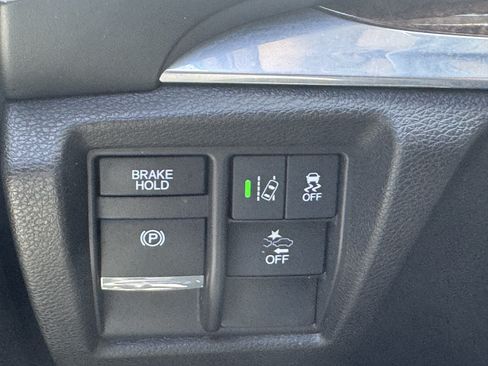 Used 2018 Acura MDX SH-AWD image 44