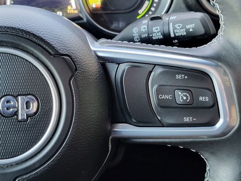 Used 2023 Jeep Wrangler Sahara w/ Cold Weather Group image 27