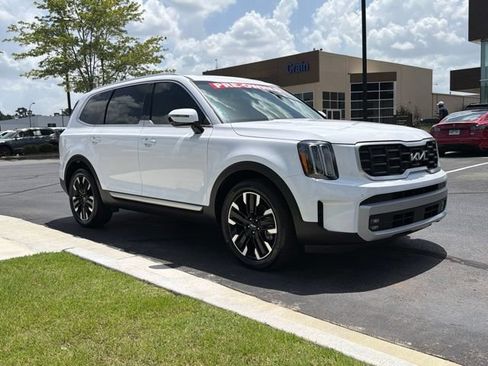 Used 2025 Kia Telluride SX Prestige AWD/4WD image 2