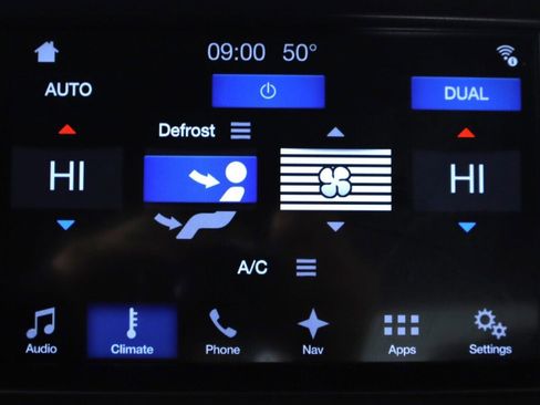 Used 2017 Ford F250 Lariat w/ FX4 Off-Road Package image 22