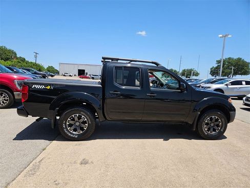 Used 2021 Nissan Frontier PRO-4X w/ Pro-4x Utility Package image 9
