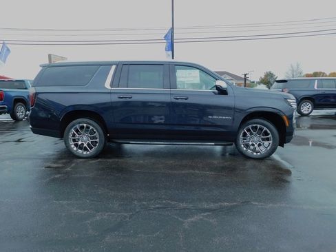 New 2026 Chevrolet Suburban LS w/ LPO, Chrome Package image 6