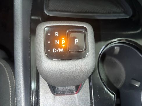 Used 2024 Nissan Rogue S FWD image 25