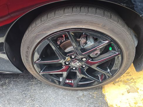 Certified 2024 Honda Civic Sport image 9