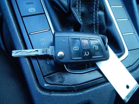 Used 2024 Volkswagen Jetta S image 39