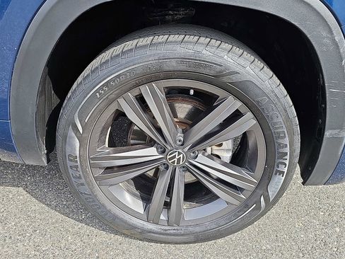 Used 2022 Volkswagen Atlas SEL R-Line image 8