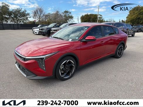 Certified 2025 Kia K4 EX image 1