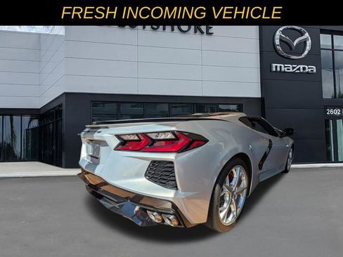 Used 2022 Chevrolet Corvette Stingray Premium Cpe w/ Engine Appearance Package image 3