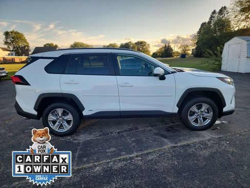 Used 2024 Toyota RAV4 LE image 7