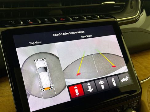 Used 2024 Jeep Grand Cherokee Summit image 40