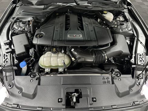 Used 2022 Ford Mustang GT Premium image 38