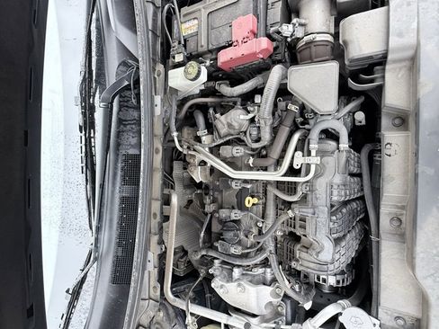 Used 2024 Mitsubishi Outlander SE image 33