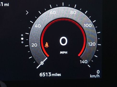 Used 2024 Nissan Ariya AWD image 16