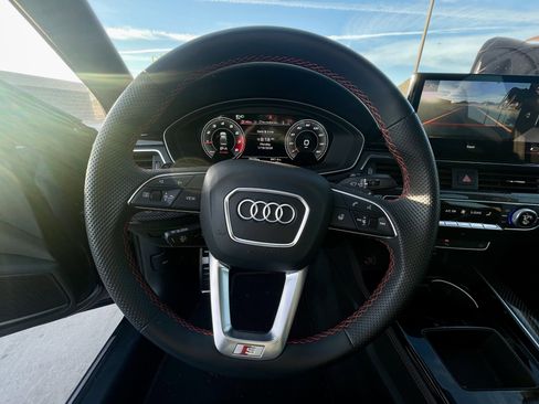 Used 2023 Audi S4 Premium Plus image 17