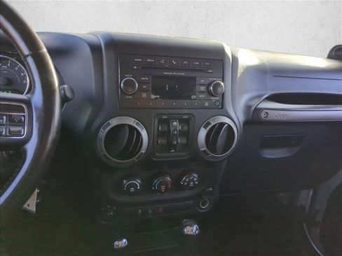 Used 2012 Jeep Wrangler Unlimited Sport image 12