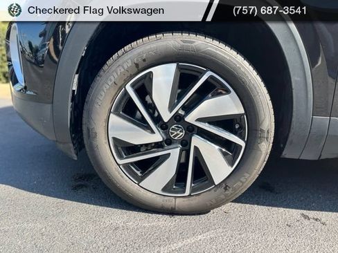 Used 2026 Volkswagen Atlas SE AWD/4WD image 5