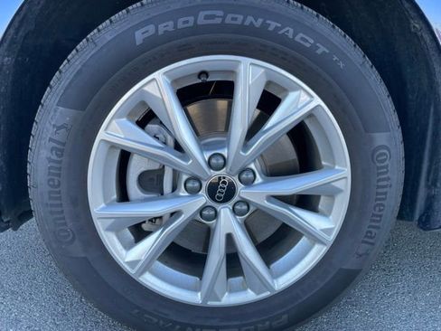 Certified 2025 Audi Q3 2.0T Premium Plus w/ Premium Plus Package image 5