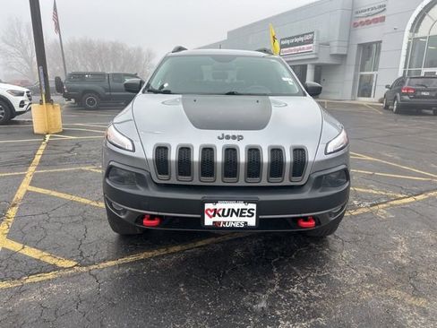 Used 2015 Jeep Cherokee Trailhawk w/ Leather Interior Group image 17