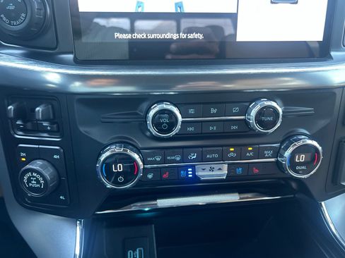 Used 2021 Ford F150 Lariat w/ Equipment Group 502A High AWD/4WD image 36