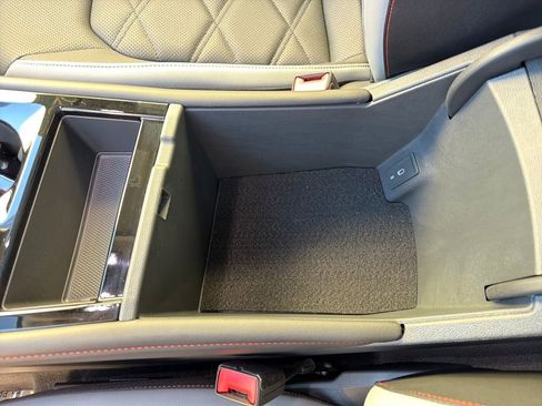 Certified 2025 Volkswagen Atlas Peak Edition SE image 26