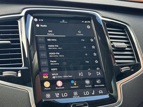 Certified 2025 Volvo XC90 B6 Plus image 21