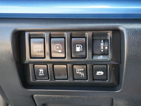Used 2021 Subaru Crosstrek Hybrid w/ Moonroof Package w/Navigation AWD/4WD image 17