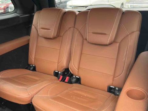 Used 2019 Mercedes-Benz GLS 450 4MATIC image 18