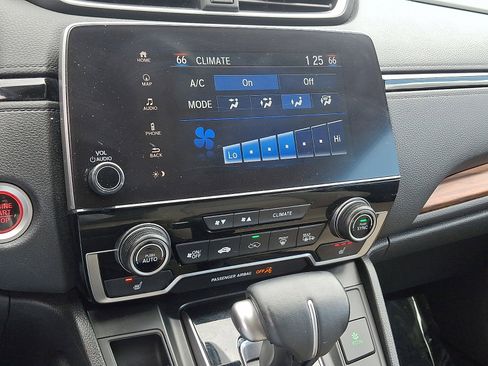 Used 2018 Honda CR-V Touring image 16