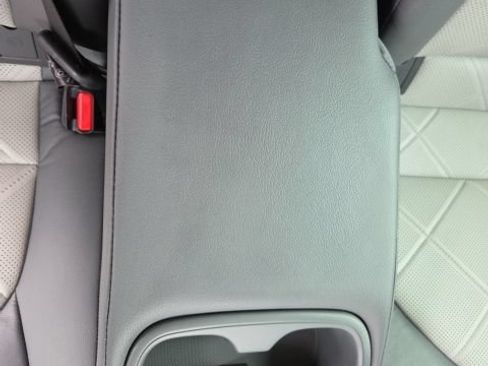 Used 2018 Toyota Camry XLE w/ Audio Package FWD image 26