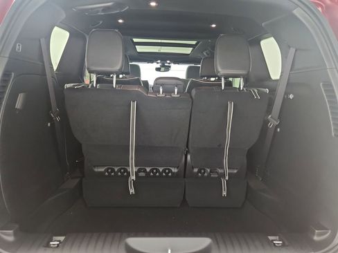 New 2026 Chrysler Pacifica Limited FWD image 32