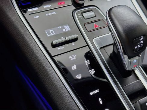 Used 2023 Porsche Panamera Platinum Edition RWD image 17