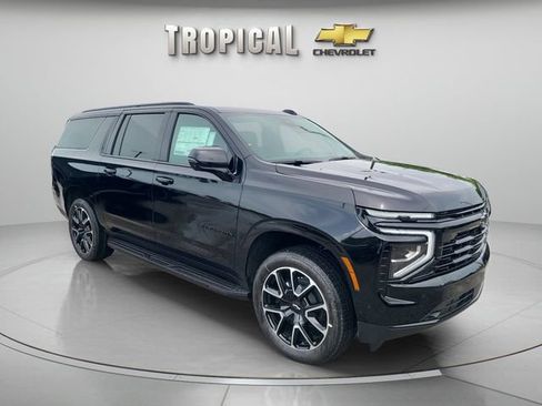New 2026 Chevrolet Suburban RST w/ Comfort Package RWD image 7