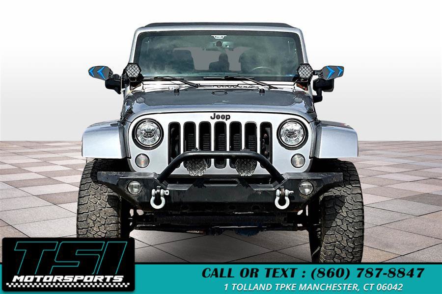 Used 2018 Jeep Wrangler Unlimited Sahara AWD/4WD image 3