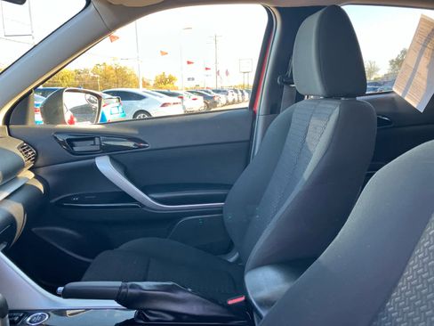 Used 2023 Mitsubishi Eclipse Cross LE image 10