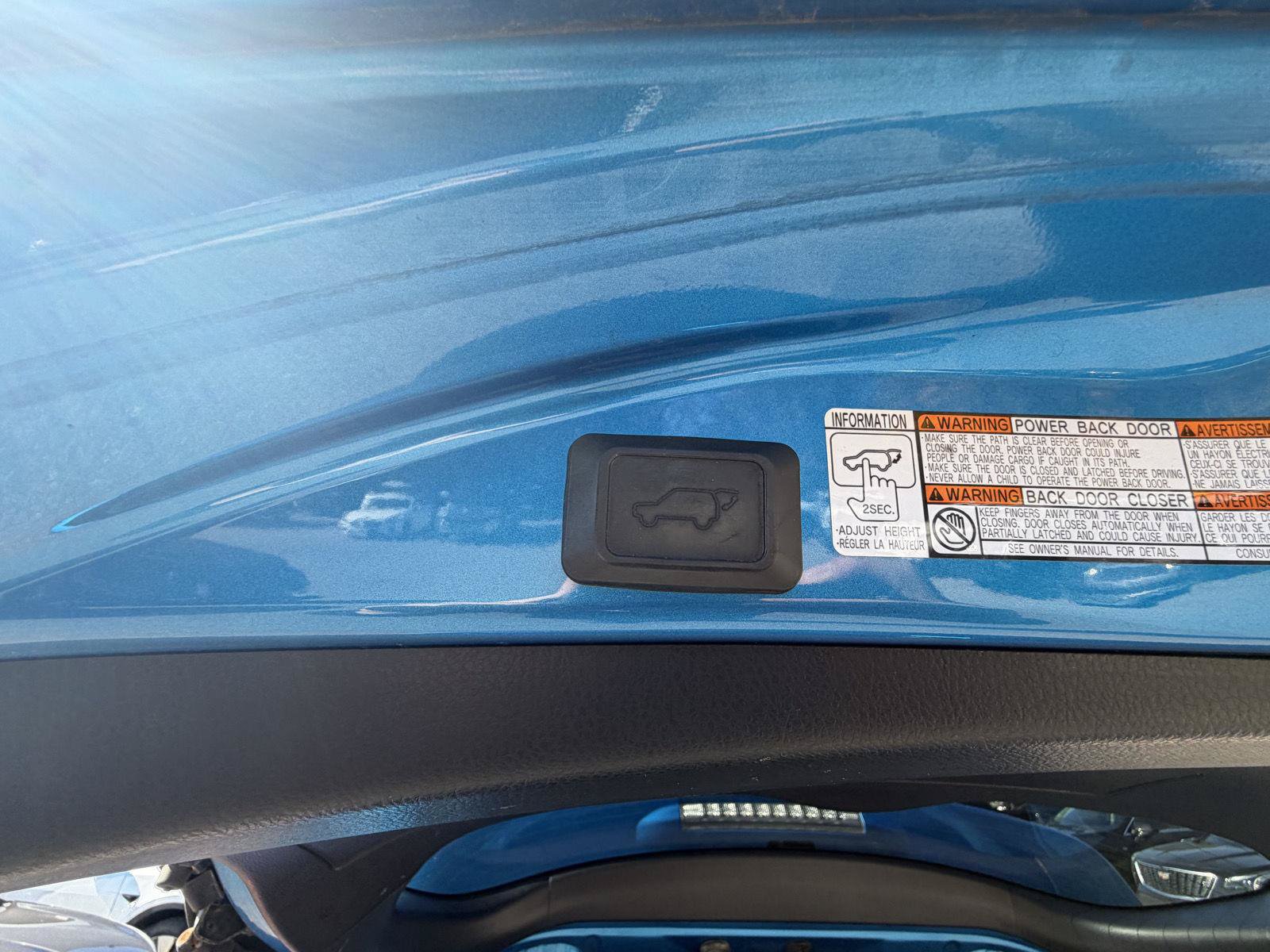 Used 2017 Toyota RAV4 XLE AWD/4WD image 29
