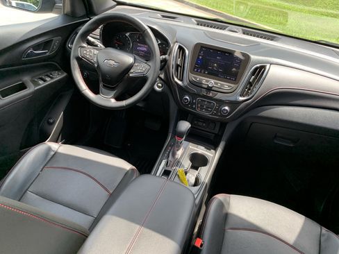 Used 2023 Chevrolet Equinox RS w/ RS Leather Package FWD image 34
