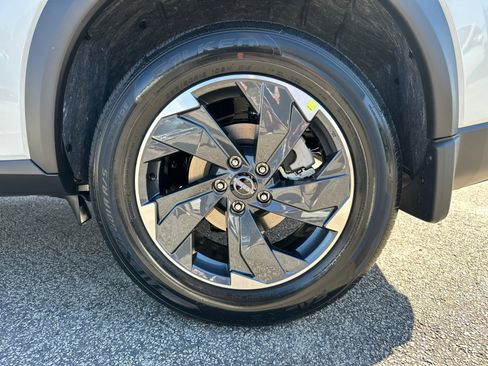 New 2026 Nissan Rogue SV w/ SV Premium Package image 20