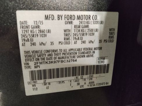 Used 2015 Ford Edge Titanium FWD image 33