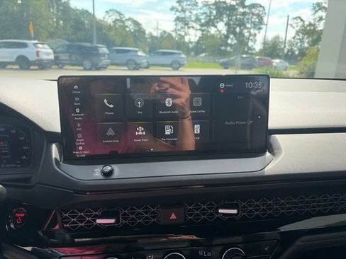 Used 2025 Honda Accord Sport image 9