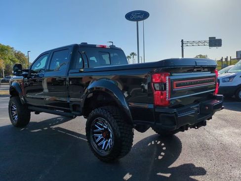 New 2026 Ford F250 Lariat w/ Black Appearance Package image 7